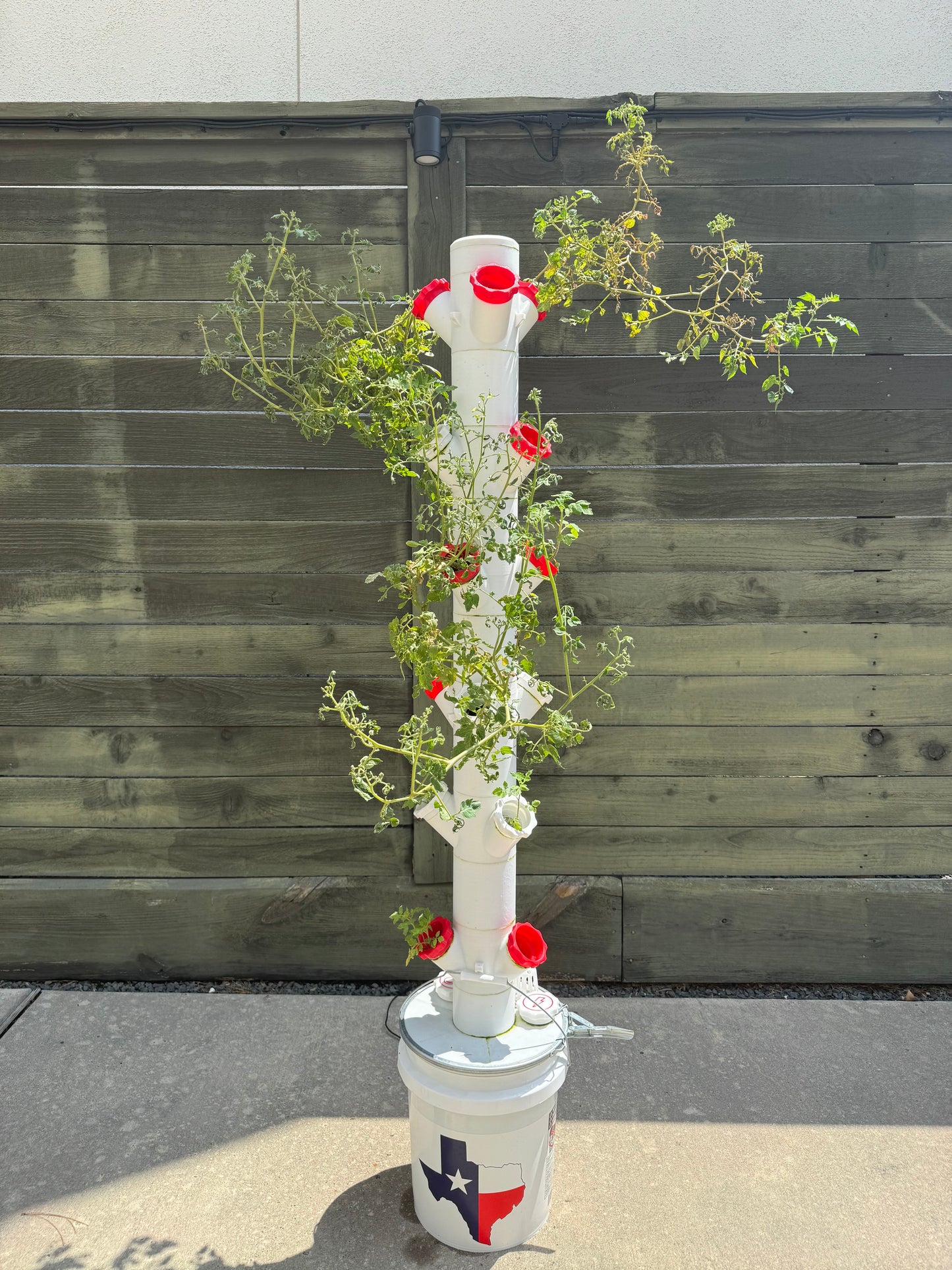 Standard Tower (With Bucket)